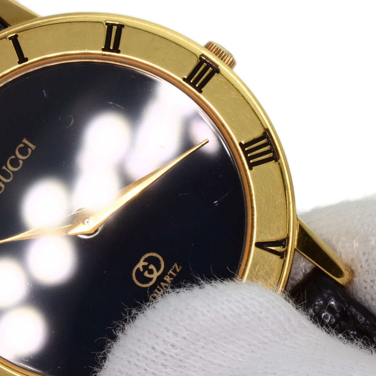 GUCCI Watches Quartz 3001M Gold Plated, Leather gold Round face black dial mens Used