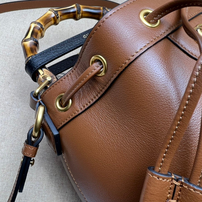 Gucci  Luxury -  Bags - 587