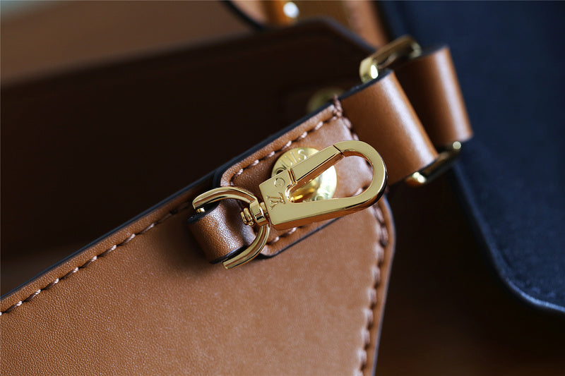 Alice bags - Louis Vuittons  - 10267