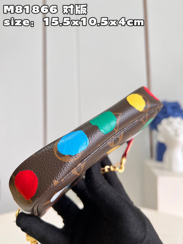 Alice bags - Louis Vuittons  - 15705