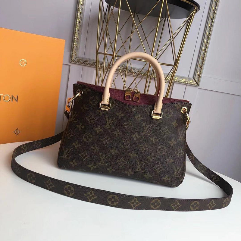 Alice bags - Louis Vuittons  - 15561