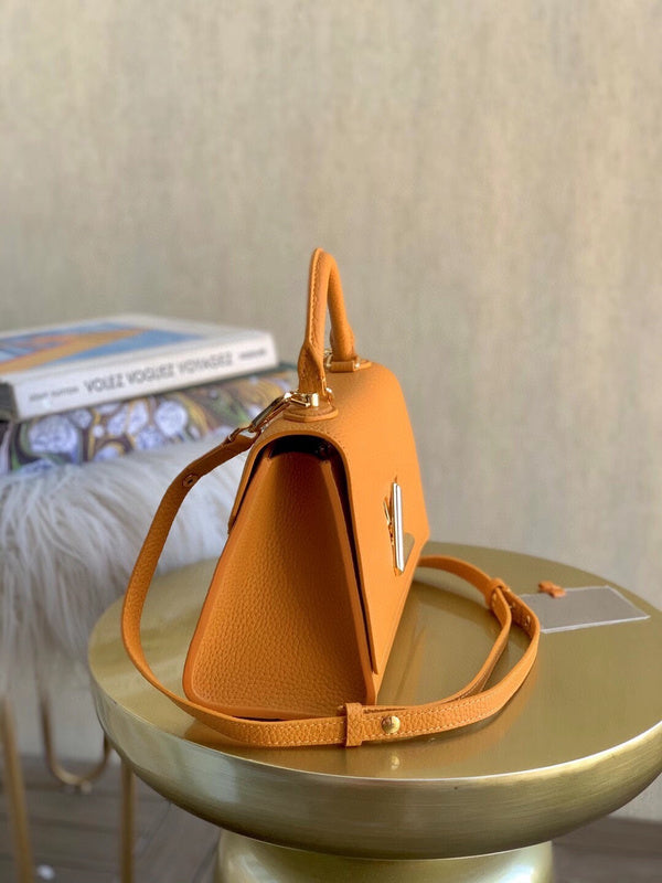 Alice Bags- Louis Vuittons  - 15873