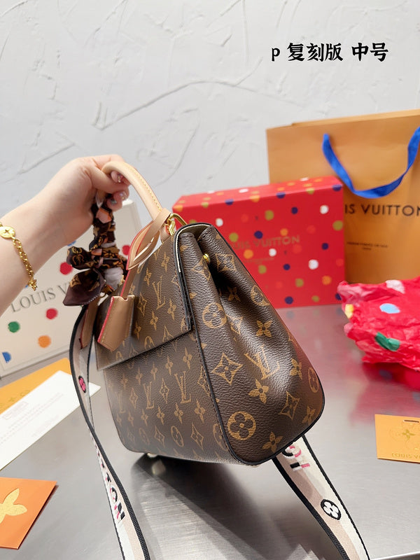 Alice bags - Louis Vuittons  - 14948