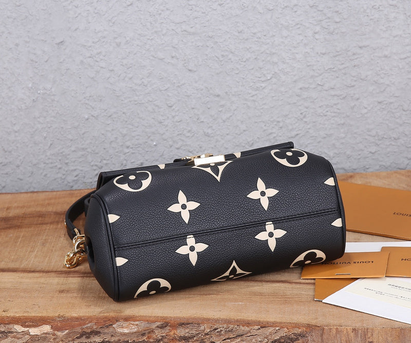 Alice bags- Louis Vuittons  - 16799