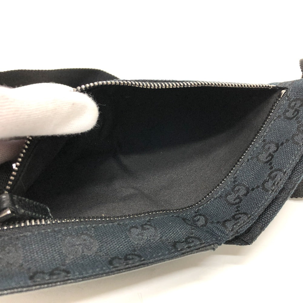 GUCCI Waist bag 162962 GG canvas black GG canvas W pocket Women Used