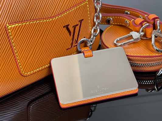 Alice Bags- Louis Vuittons  - 15851