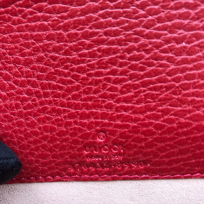 Gucci   Luxury Bags  1158