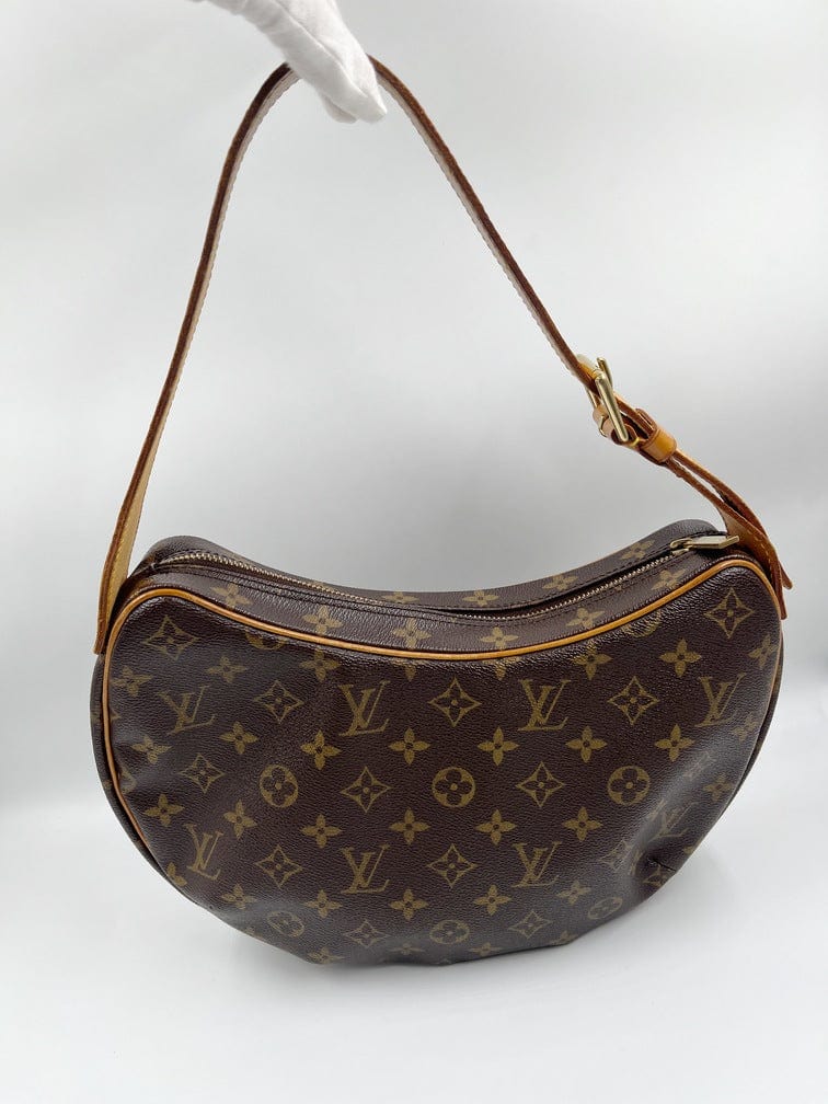 Louis Vuitton Croissant MM