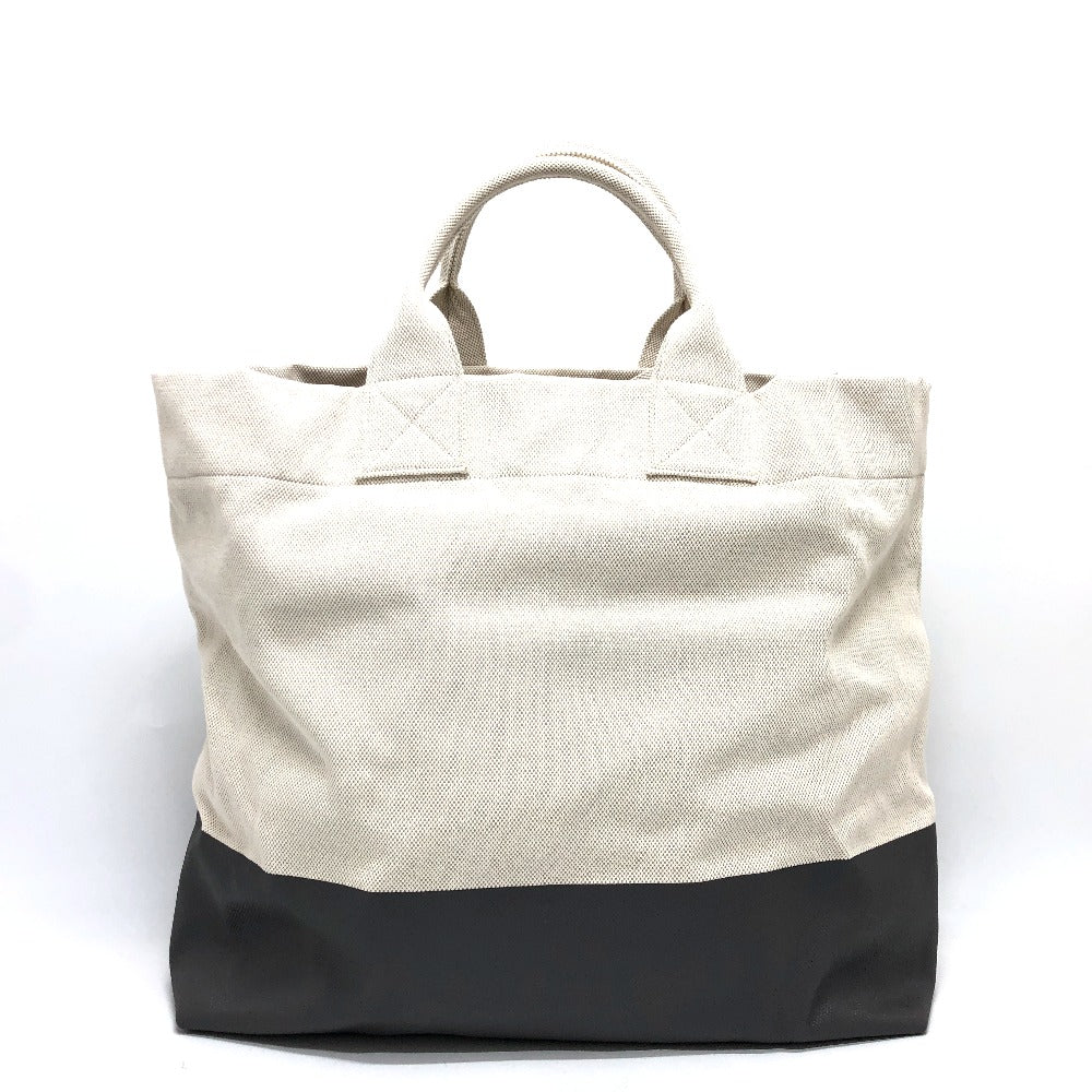 GUCCI Tote Bag 779510 canvas white Embossed logo canvas