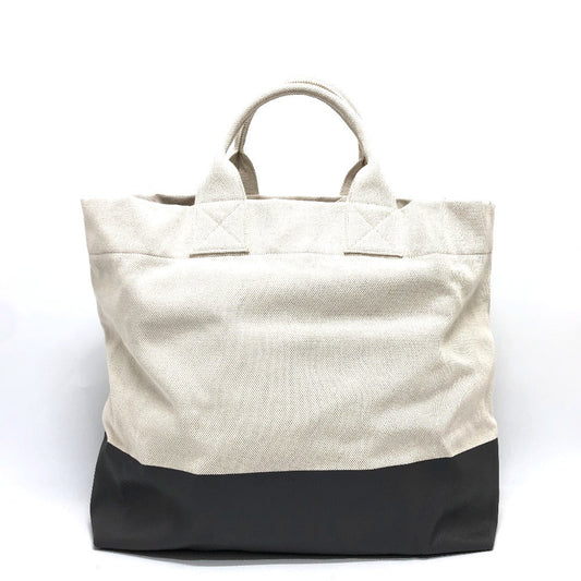 GUCCI Tote Bag 779510 canvas white Embossed logo canvas