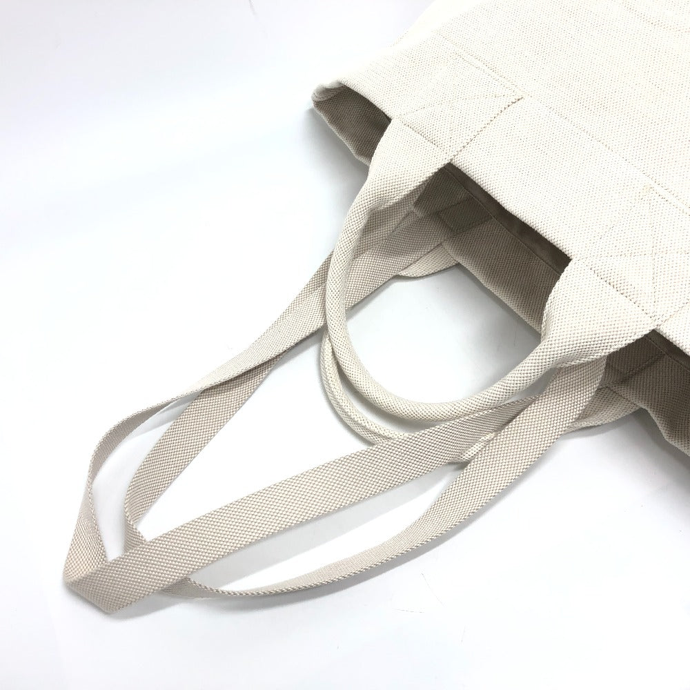 GUCCI Tote Bag 779510 canvas white Embossed logo canvas
