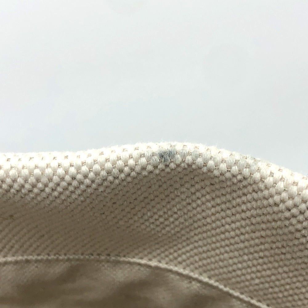 GUCCI Tote Bag 779510 canvas white Embossed logo canvas