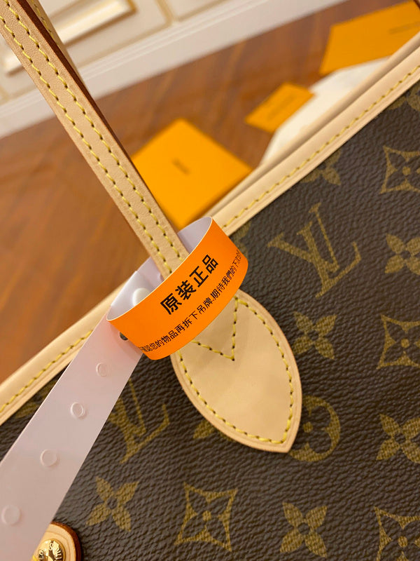 Alice  Bags- Louis Vuittons  - 16158