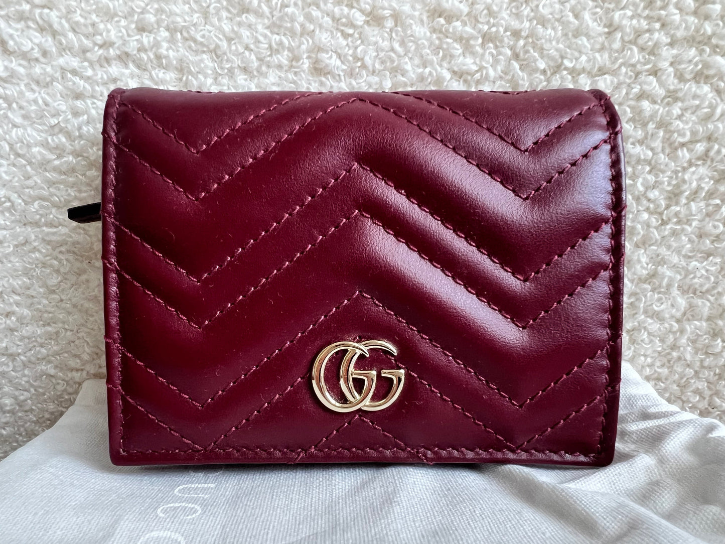 Gucci GG Burgundy Marmont Matelassé Card Case Wallet (RRP £380)