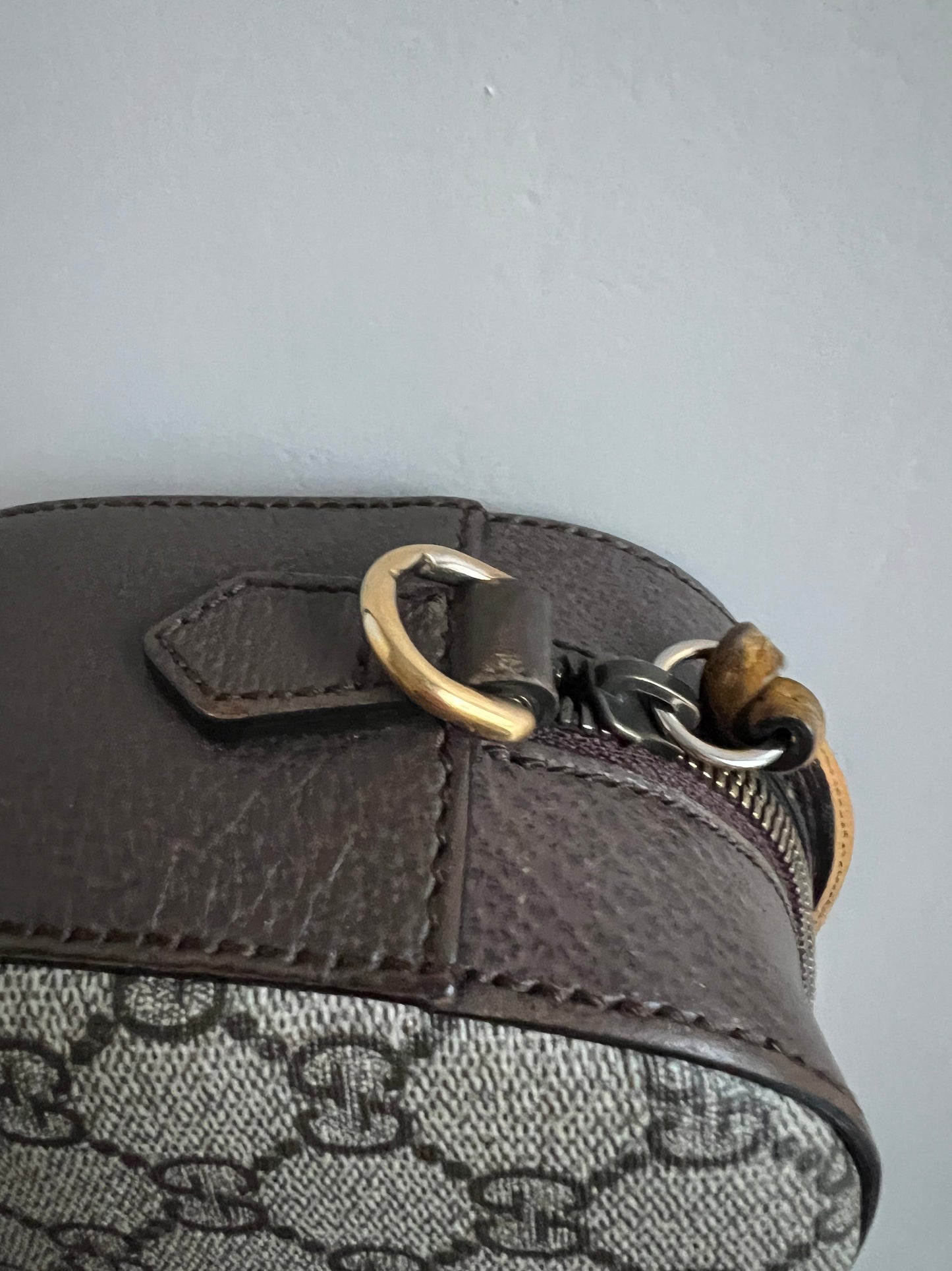 Gucci Neo Vintage GG Supreme Messenger Bag (RRP £1060)