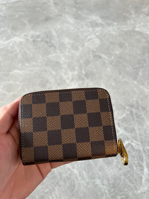 Alice Bags- Louis Vuittons  - 16018