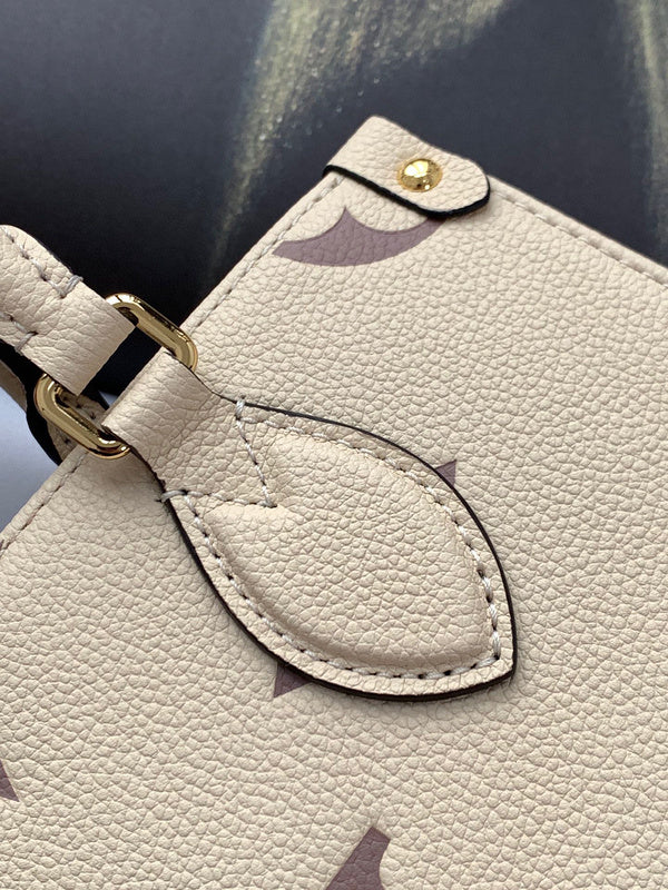 Alice Bags- Louis Vuittons  - 16403
