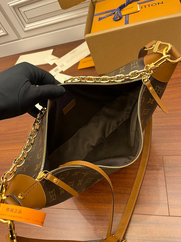 Alice Bags- Louis Vuittons  - 16079