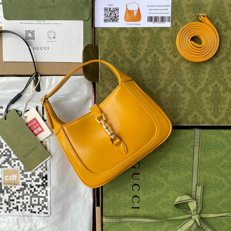 Gucci   Luxury Bags  1033