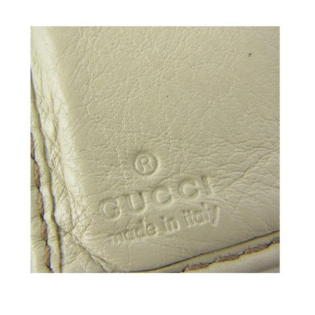 Gucci White Leather With Gold G Hinge Closure Vintage Wallet