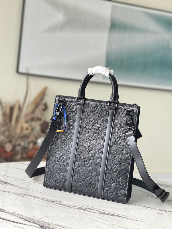 Alice bags - Louis Vuittons  - 15750