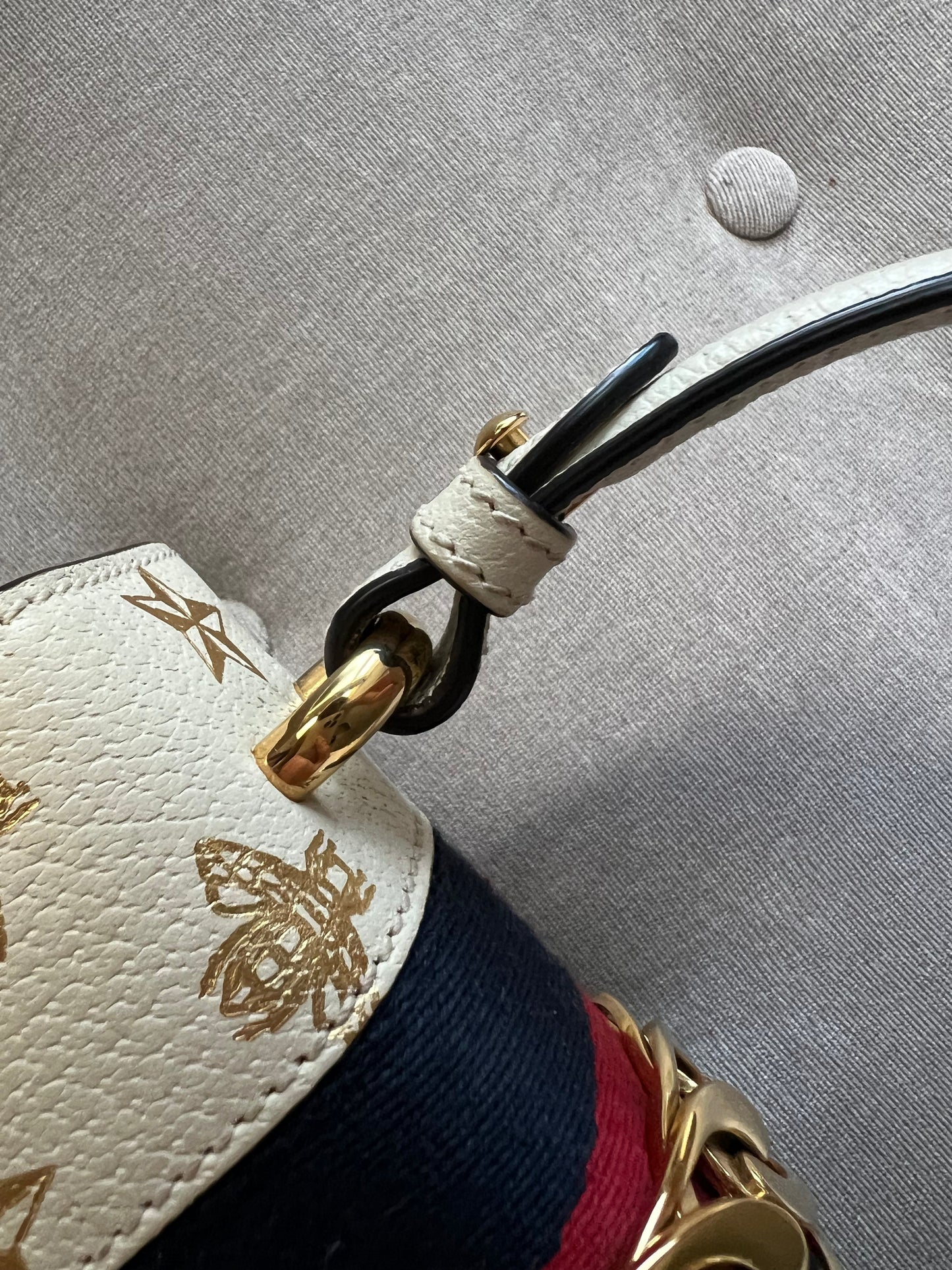 Gucci White Bee Star Sylvie Mini Bag (RRP £1,890)