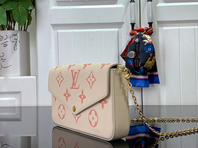 Alice bags - Louis Vuittons  - 15822