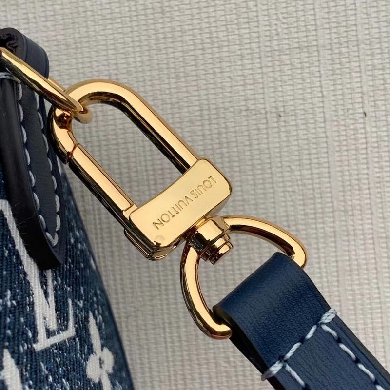 Alice Bags- Louis Vuittons  - 16611