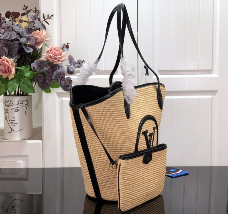 Alice Bags- Louis Vuittons  - 16729