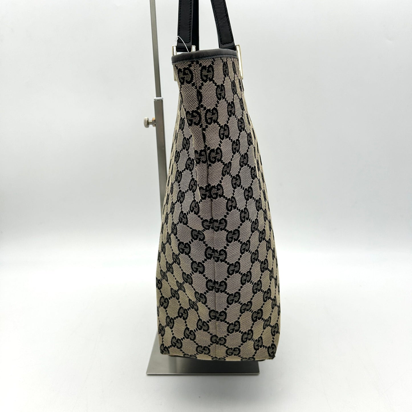 Gucci GG Canva Tote - Grey Totes, Handbags gu6610ba