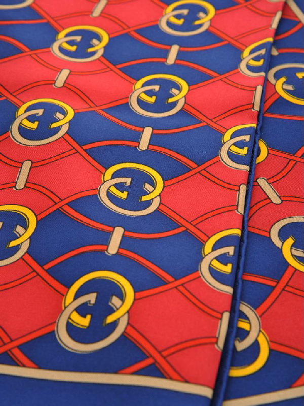 Gucci GG Waves Rhombus Silk Scarf in Navy