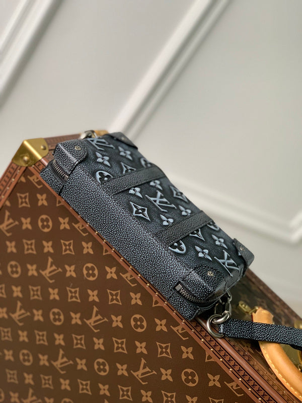 Alice Bags- Louis Vuittons  - 16045