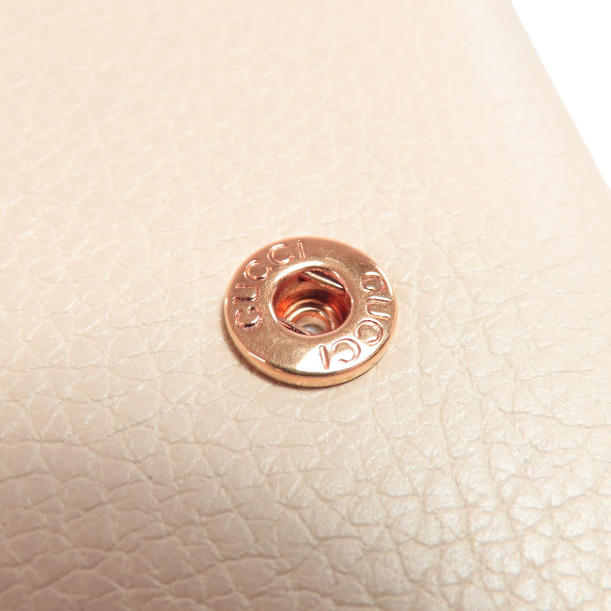 GUCCI Bifold Wallet 731694 leather beige logo Women Used