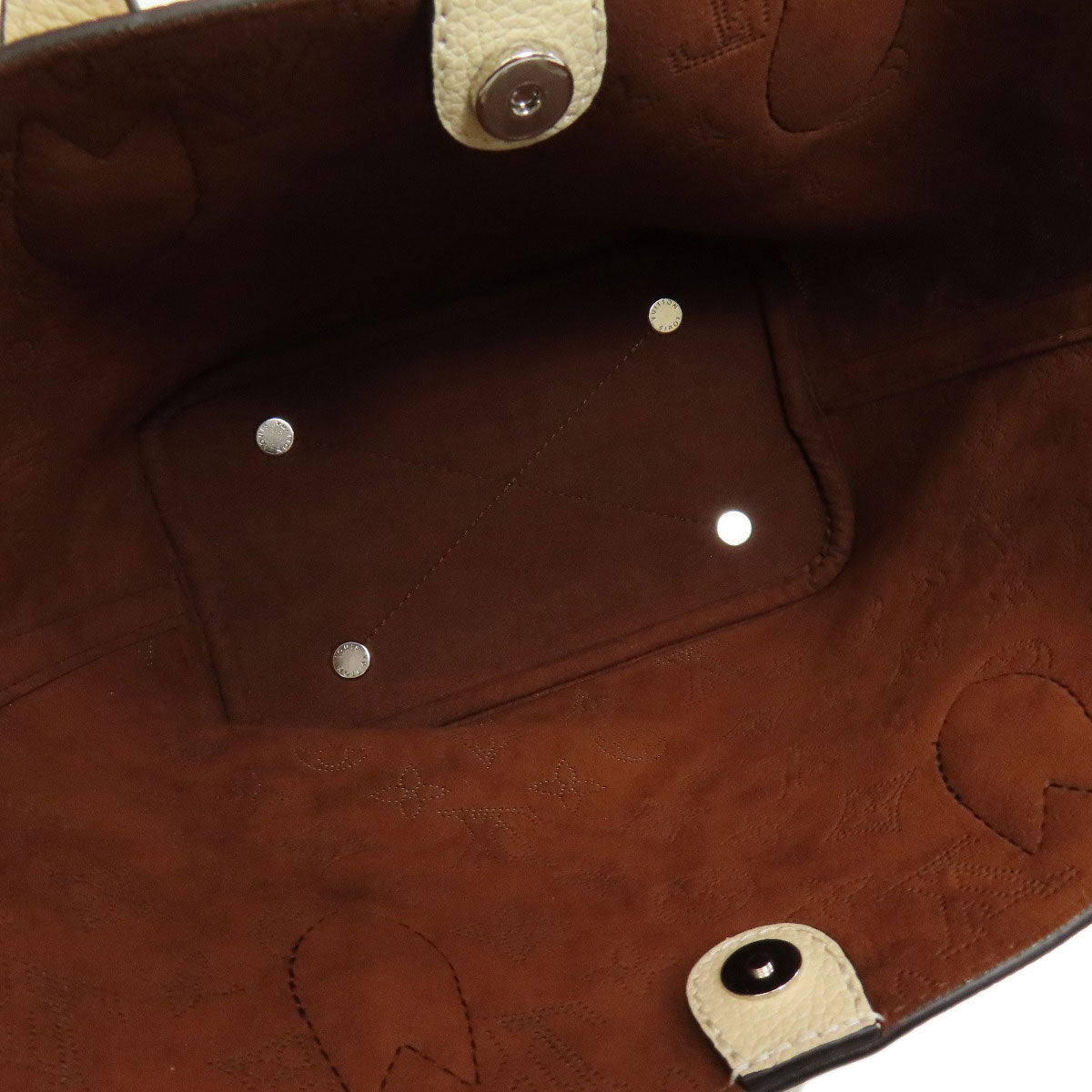 LOUIS VUITTON Handbag M21909 Mahina leather beige Blossom PM Women Used