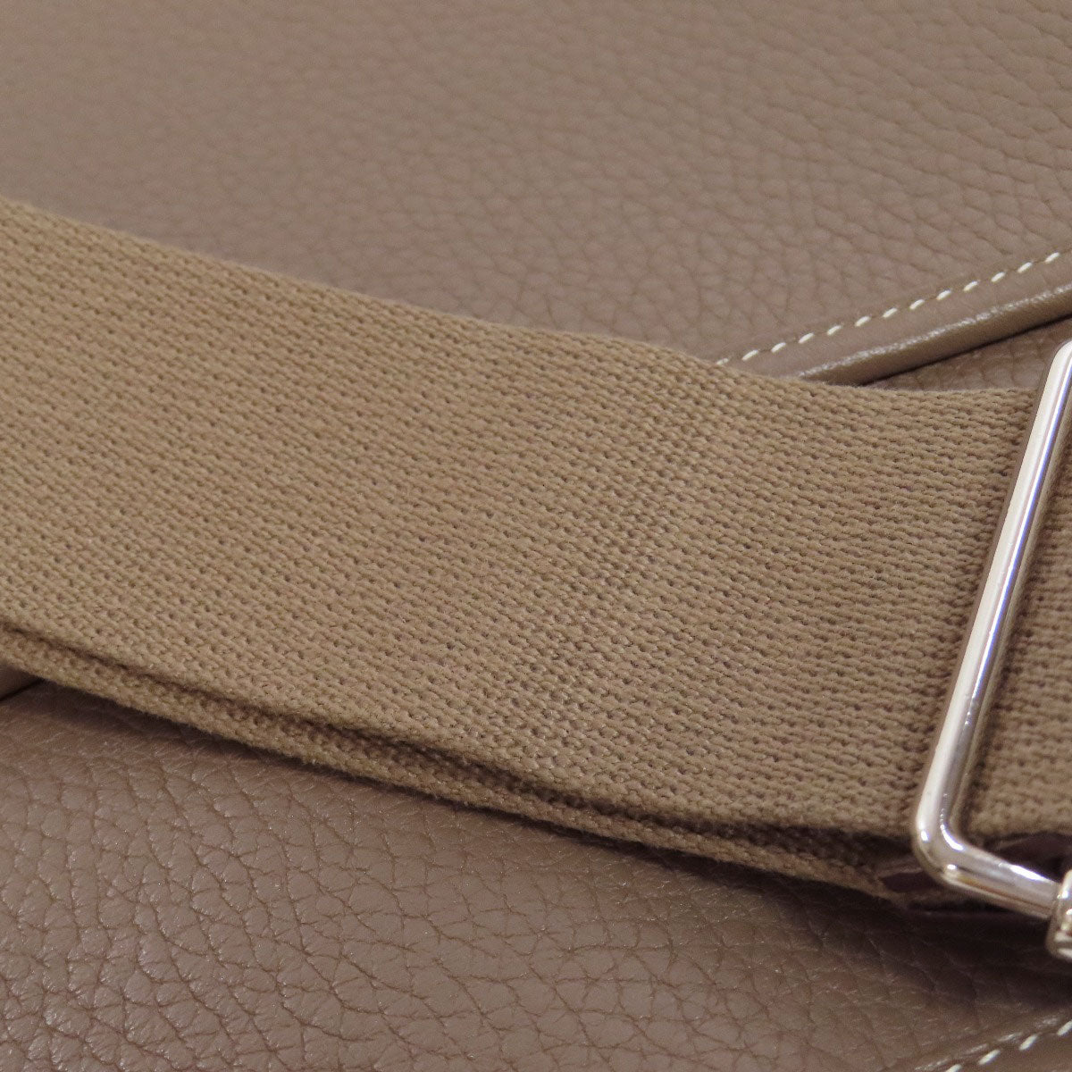 HERMES Shoulder Bag Taurillon Clemence beige Evelyn 3 GM SilverMetal Women Used