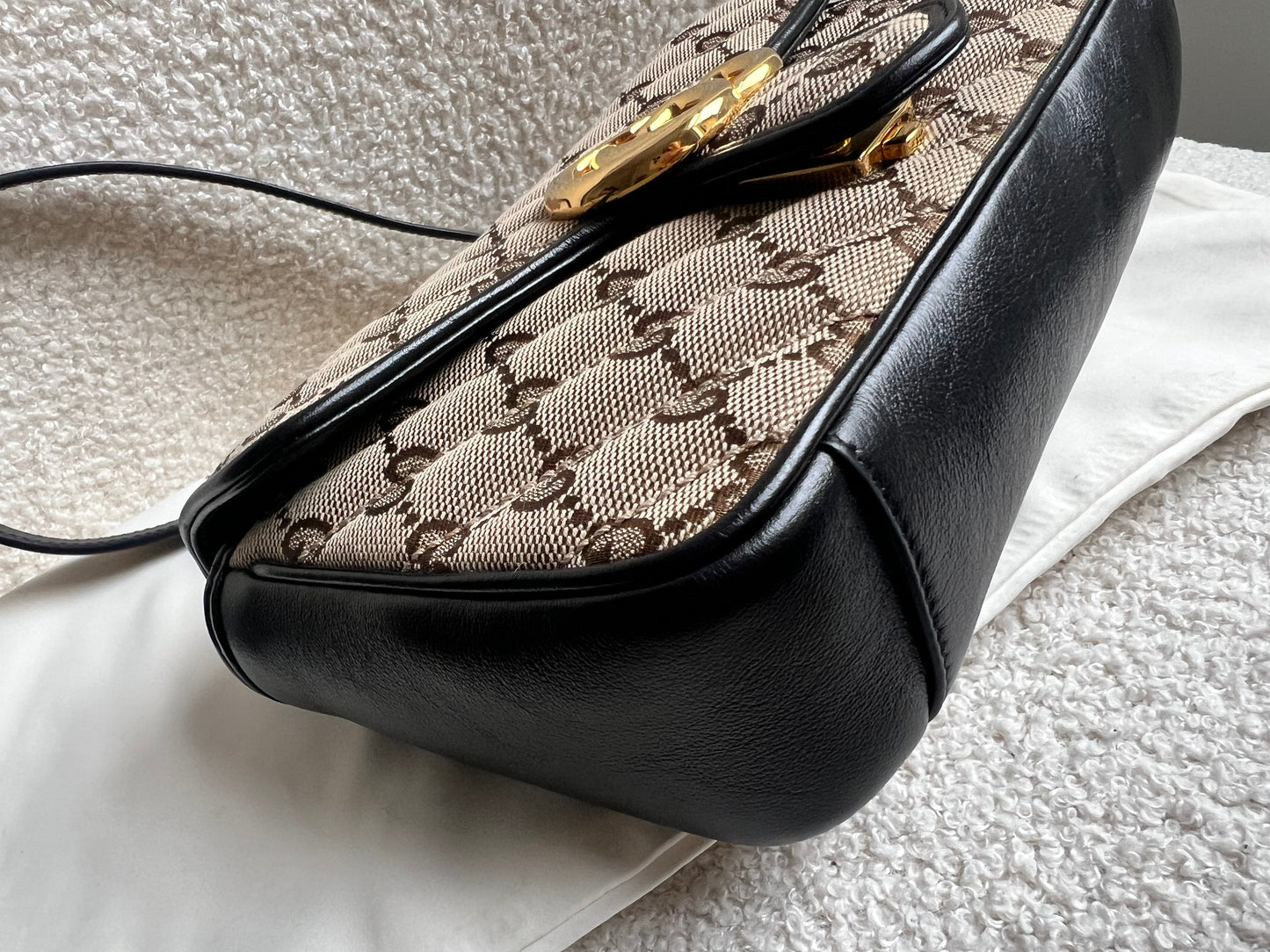 Gucci GG Beige Marmont Mini Shoulder Bag (RRP £1,470)
