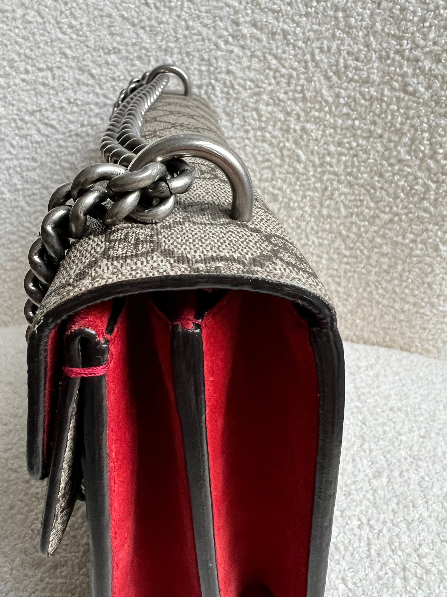 Gucci Dionysus GG Supreme Small Shoulder Bag (RRP £2,220)