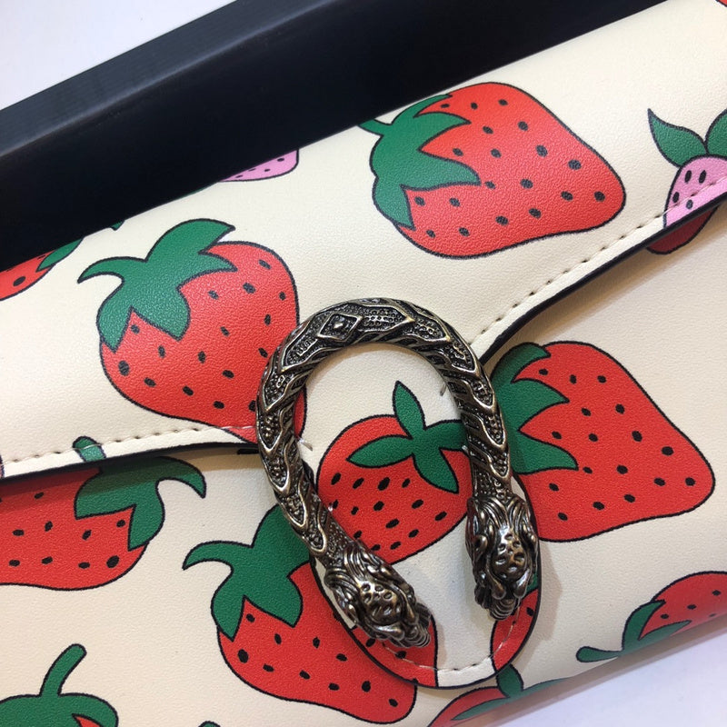 Gucci   Luxury Bags  1353