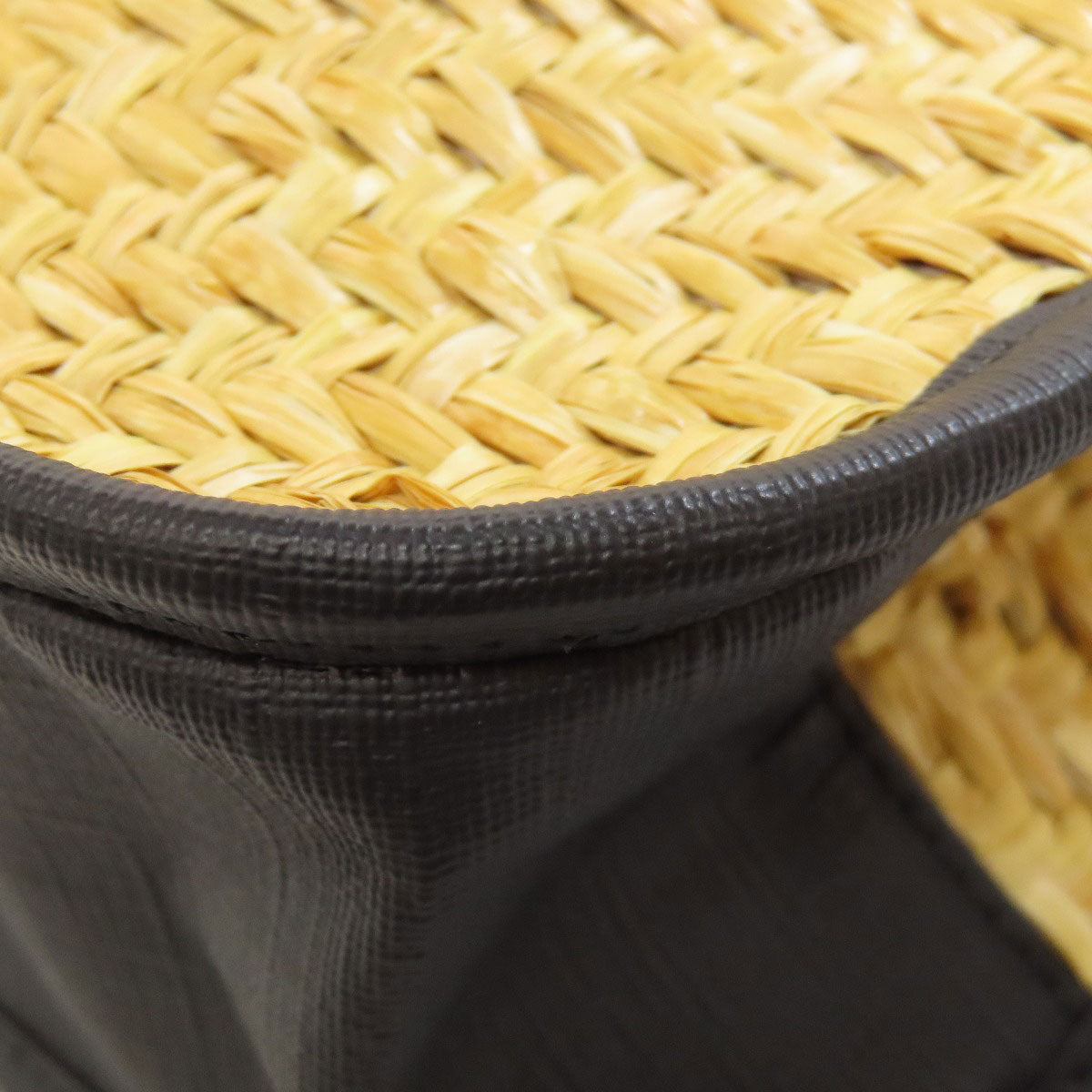 GUCCI Tote Bag 648841 straw beige Children 3D Apple Women Used