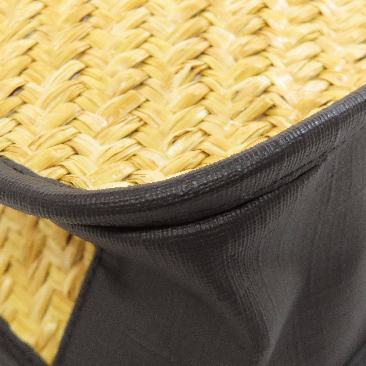 GUCCI Tote Bag 648841 straw beige Children 3D Apple Women Used