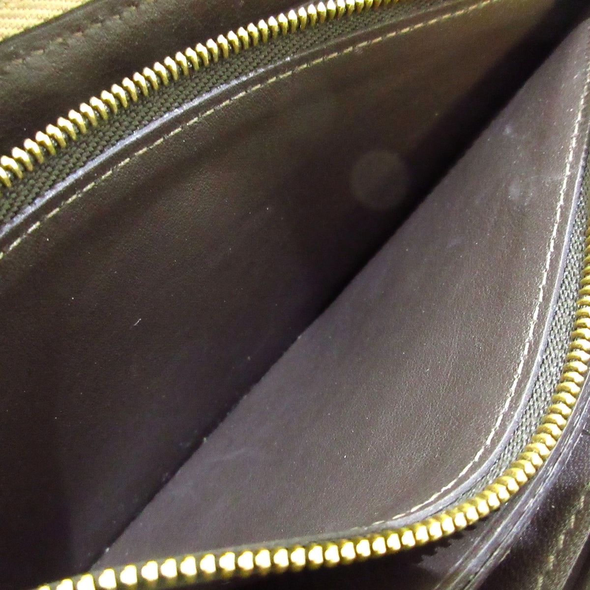 Louis Vuitton Beige Leather Comete wallet accessories