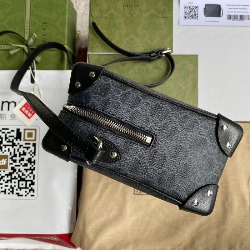Gucci   Luxury Bags  992