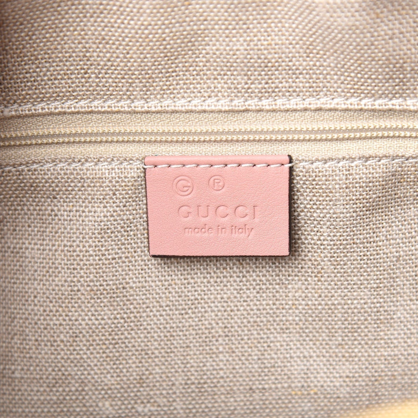 Gucci Microguccissima Crossbody Handbag in Soft Pink