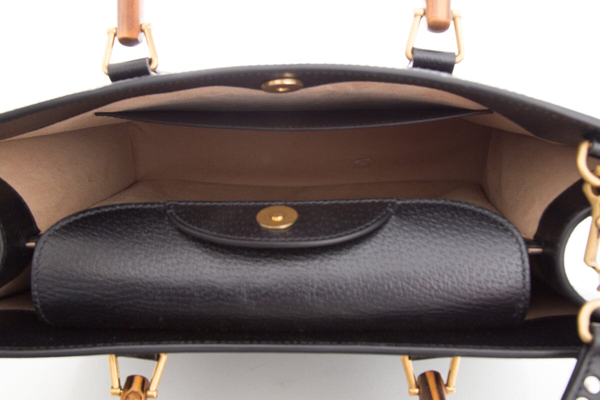Gucci Calfskin Studded Maxi Diana Black Tote Bag Cuir