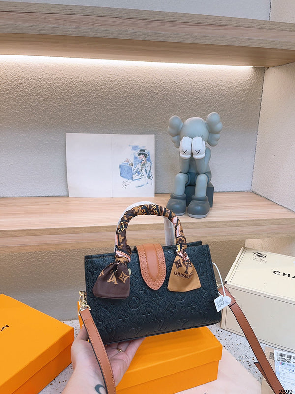 Alice bags - Louis Vuittons  - 14906