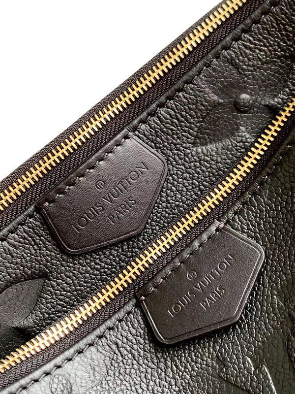 Alice Bags- Louis Vuittons  - 16447