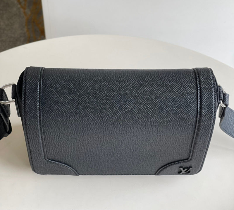 Alice bags - Louis Vuittons  - 12655