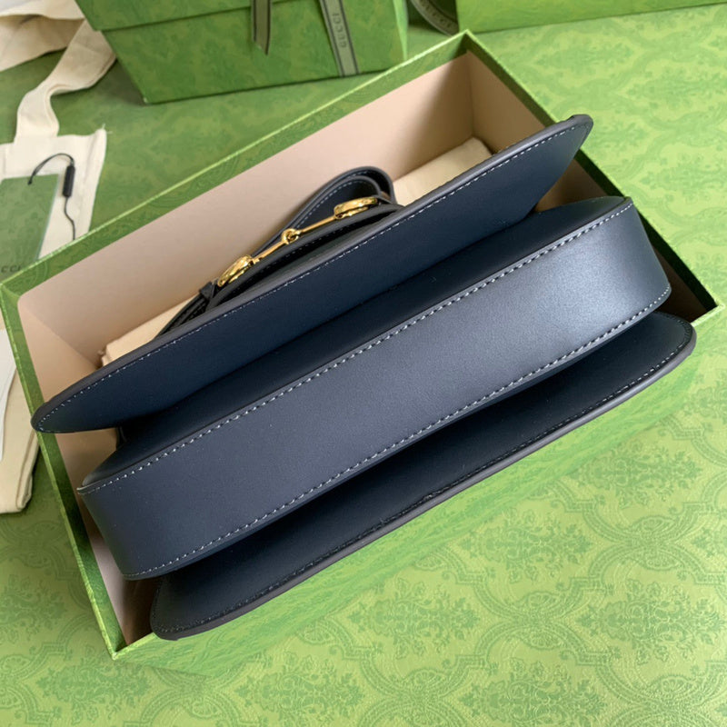 Gucci   Luxury Bags  1084