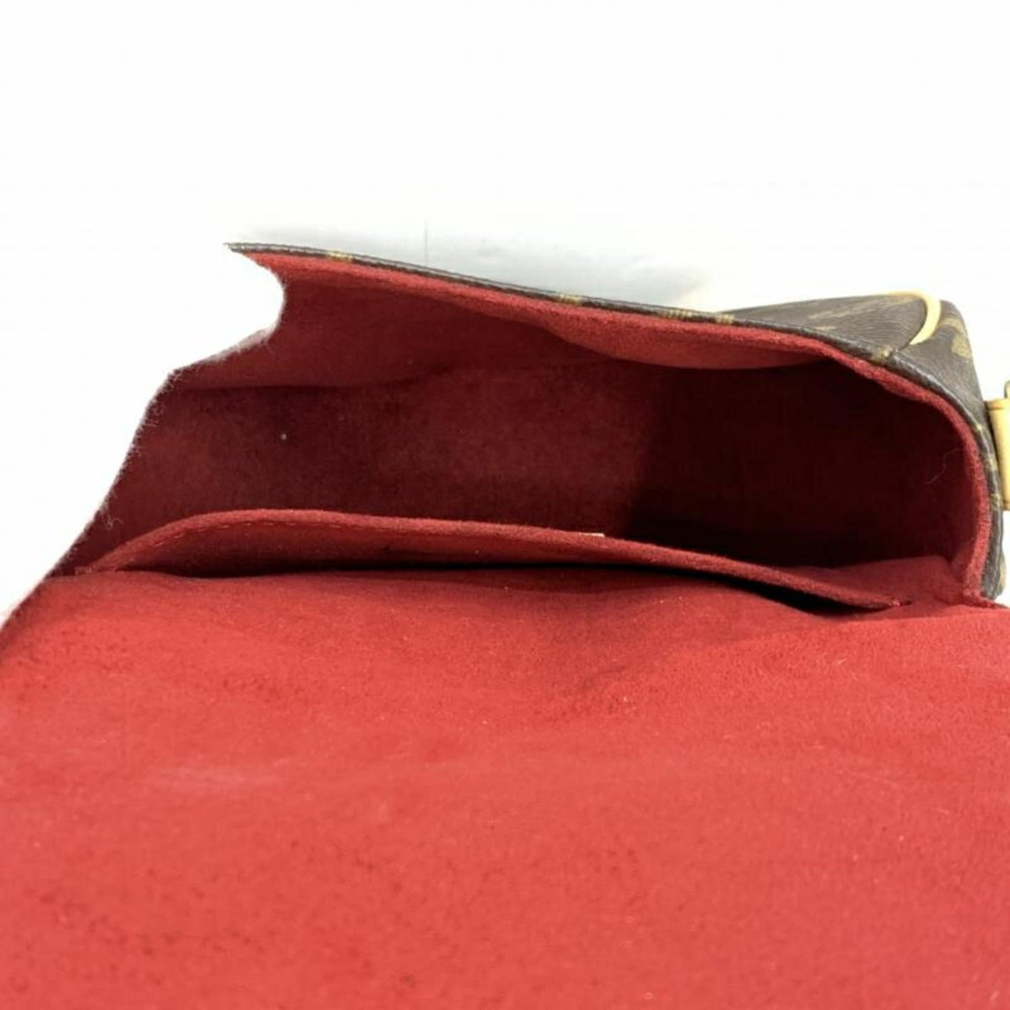 Louis Vuitton    Shoulder Bag