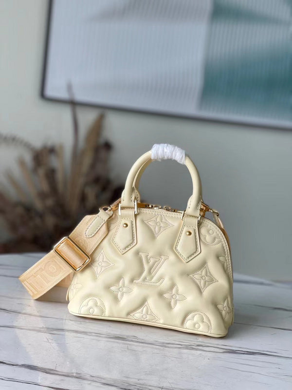 Alice Bags- Louis Vuittons  - 16616